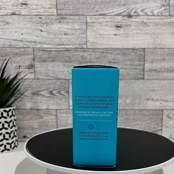 Neocutis Lumière Illuminating & Tightening Eye Cream ➕Neocutis Sun Hat - Picture 5 of 15